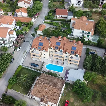 Apartment Ljubica *