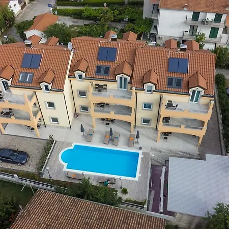 アパート Ljubica