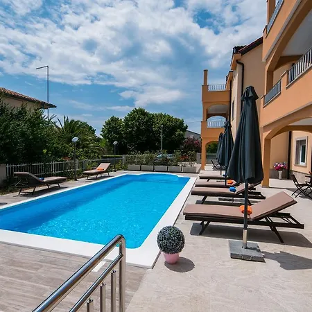 Apartment Ljubica *