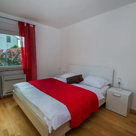 Apartment Ljubica *